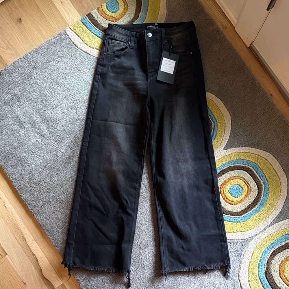 Stylish Black Flare Jeans for Women